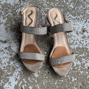 Vince Camuto Cream and Silver Sandals with Glitter Straps